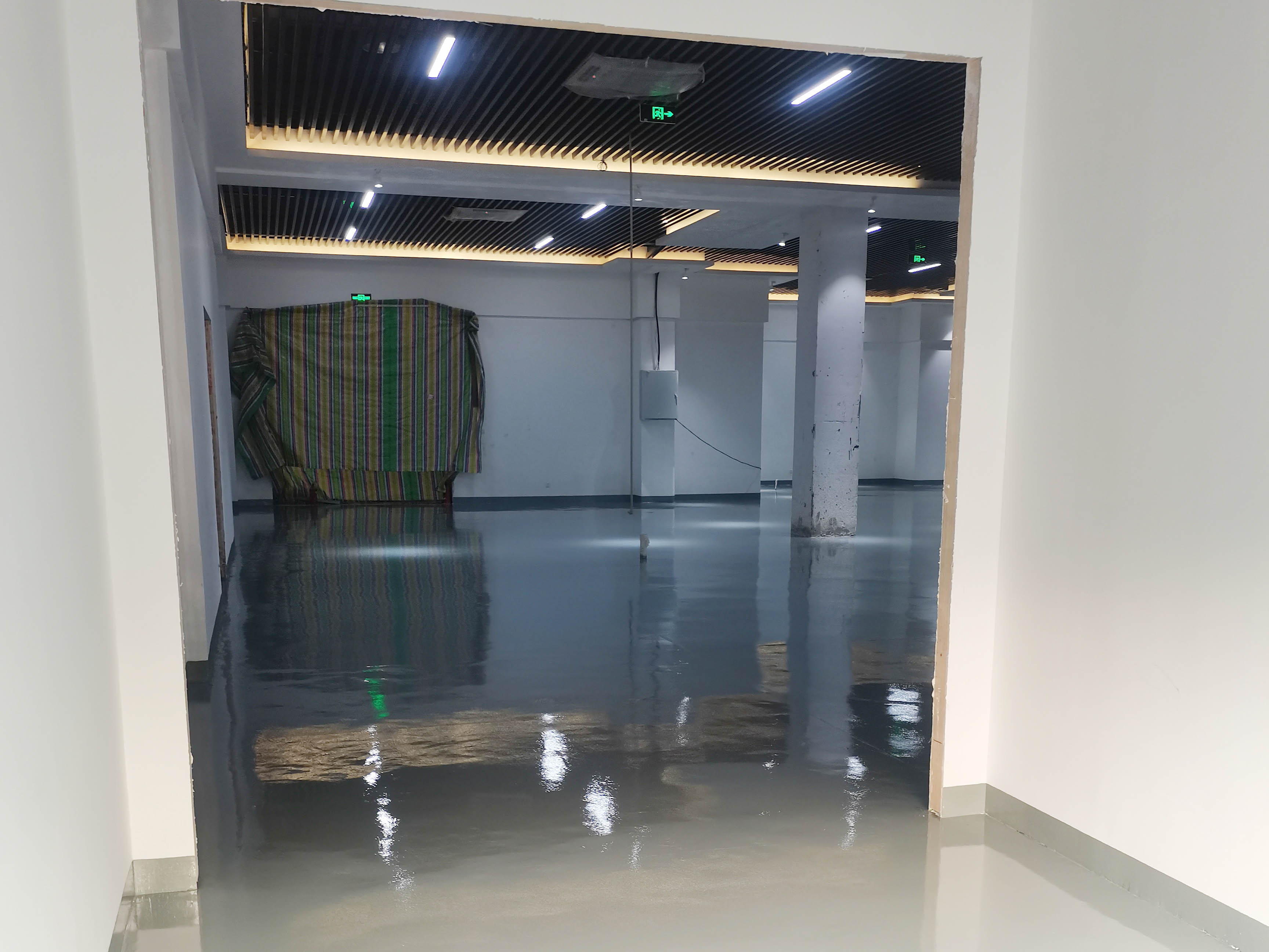 廠房翻新改造-大束科技有限責(zé)任公司車間廠房翻新改造(圖2) 國科2 副本.jpg